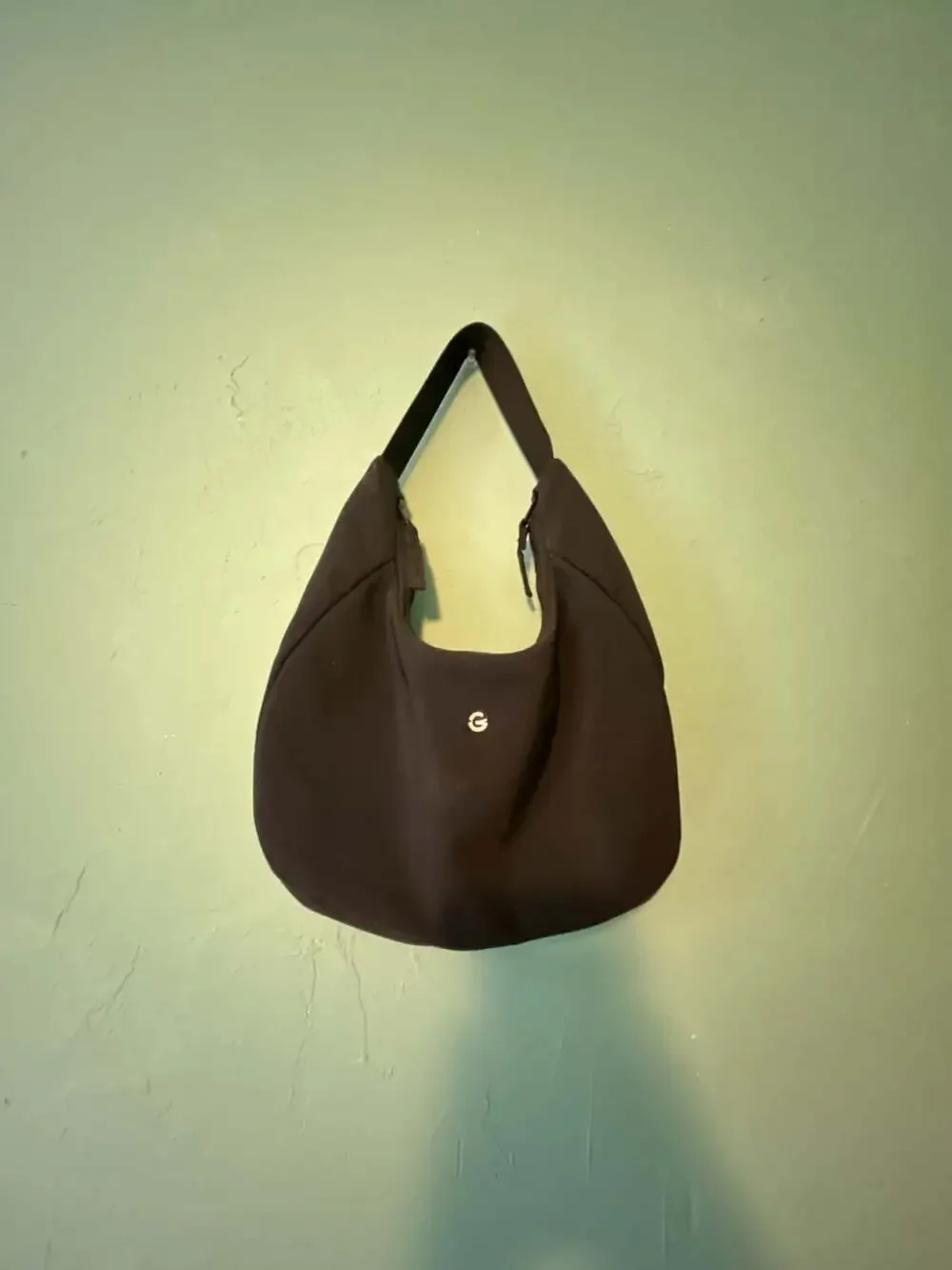Glowmode On Hold Water-Resistant Shoulder Hobo Bag